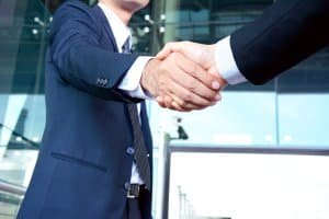 shutterstock Transmission des entreprises Suisses et Succession d'entreprise depuis 2002, succession et transmission d'entreprise Suisse