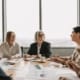 Évaluer la valeur d'une entreprise en Suisse romande - business - réunion dirigeants business