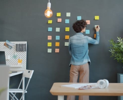 Reprendre une entreprise en Suisse romande : 4 précautions essentielles - business - réunion dirigeants business