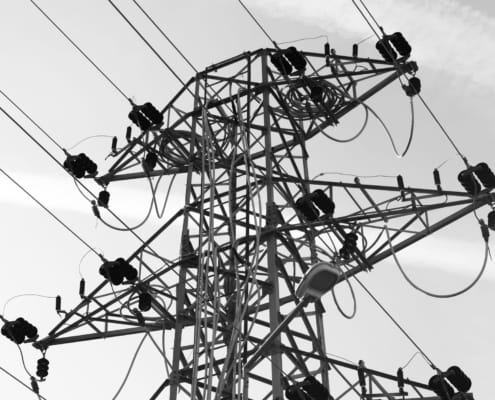 Pourquoi les acquéreurs étrangers ciblent vos PME romandes — et comment s'y préparer 8 Transmission entreprise - business - réunion dirigeants business