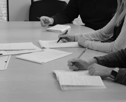 Financer la reprise d'une entreprise en Suisse romande - business - réunion dirigeants business
